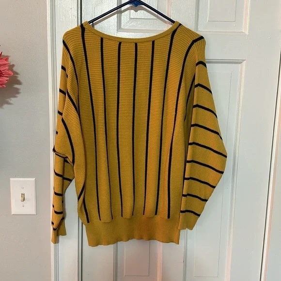 Philosophy sweater - Picture 3 of 3